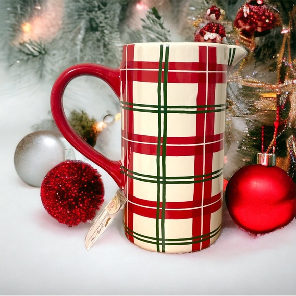 Other - DOLLY PARTON Stoneware Pitcher